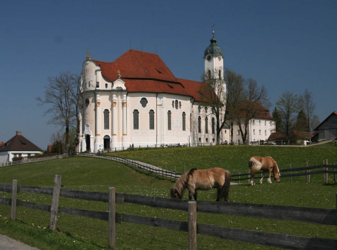 041_SchoeneAussichtenTouristik_pixabay_Wieskirche_pilgrimage-church-of-wies-350321_1280