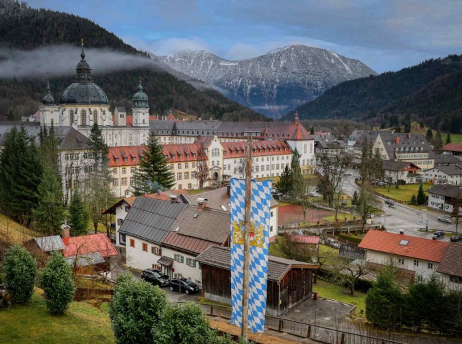 042_SchoeneAussichtenTouristik_pixabay_kloster_ettal_monastery-4715472_1280