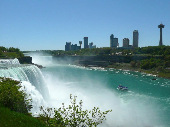 021_Schoene-Aussichten-Touristik-Kanada-pixabay_niagara-falls-54944_1280