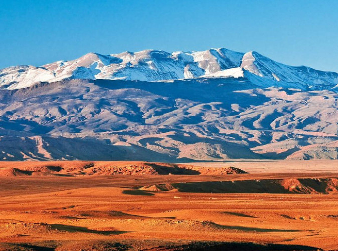 0021_image_manager__travel-image_schneebedeckte-atlas-gebirge-credit-seqoya-stock.adobe.com